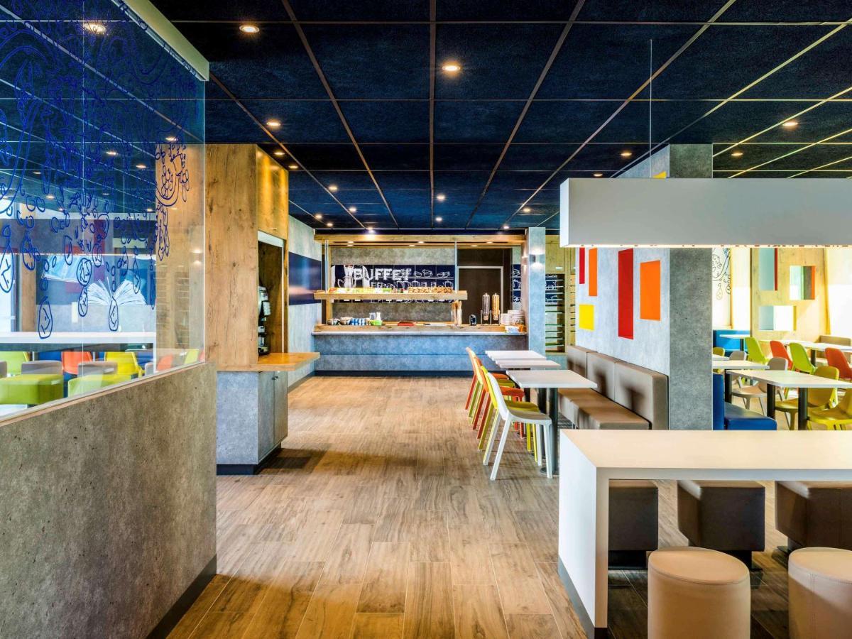 Ibis Budget Saint Quentin Yvelines - Velodrome Montigny-le-Bretonneux Exteriér fotografie